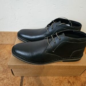 Steve Madden Black Chukka Boots